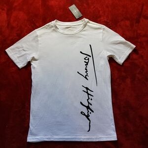 NWT Tommy Hilfiger White With Large Black Logo Boys Youth Medium
